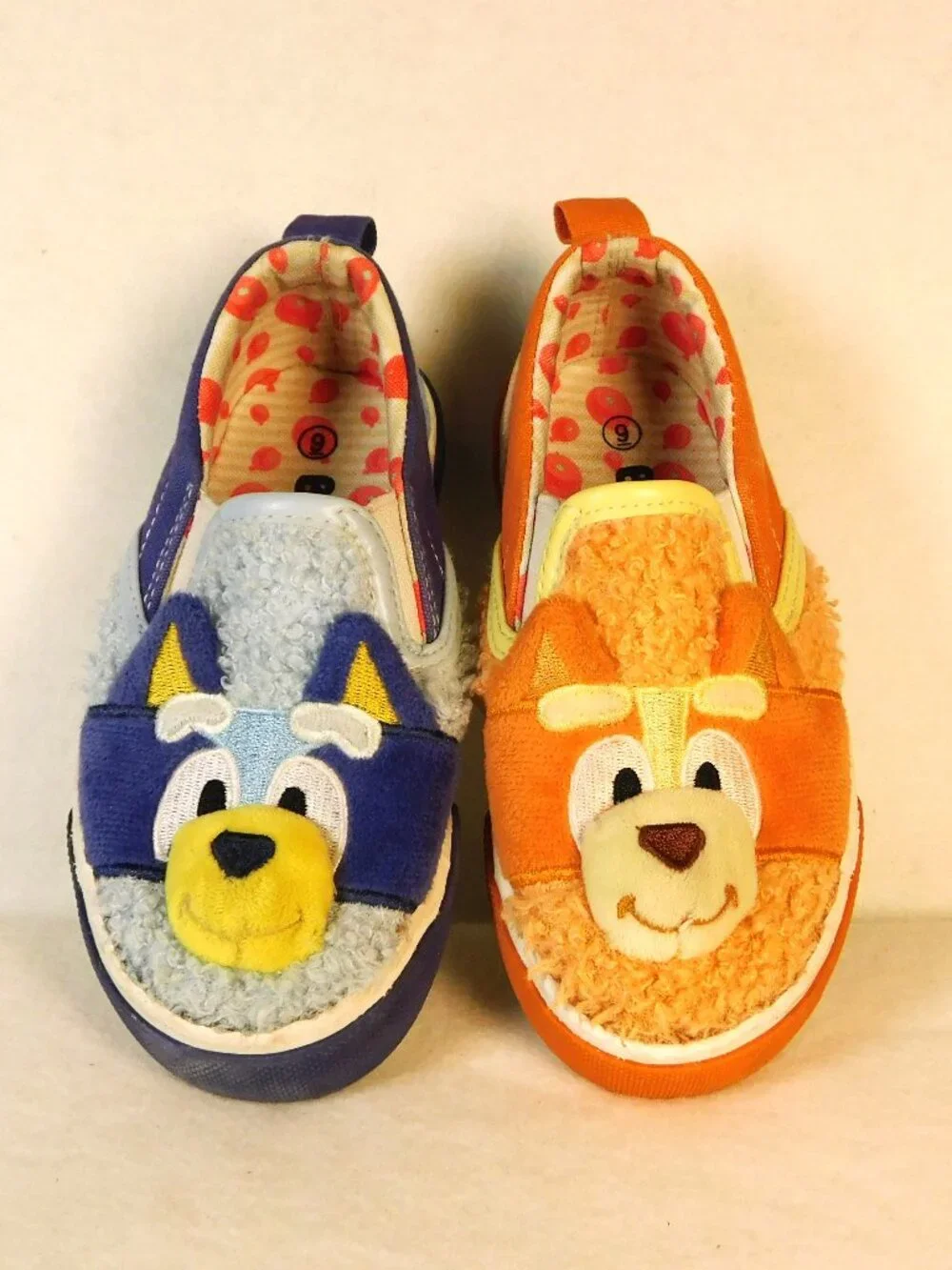 Ground-Up Bluey & Bingo Kids Toddler Size 9 Fuzzy Fleece Slip-On Sneakers